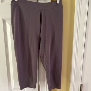 The North Face light weight crop leggings - medium